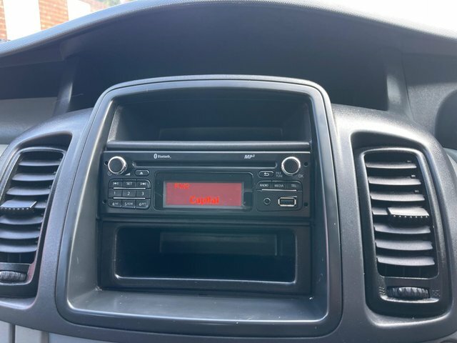Vauxhall Vivaro 2.0 2900 Cdti Ecoflex Lwb 89 Bhp Red #20