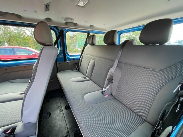 Vauxhall Vivaro 2.0 2900 Cdti Ecoflex Lwb 89 Bhp Red #37