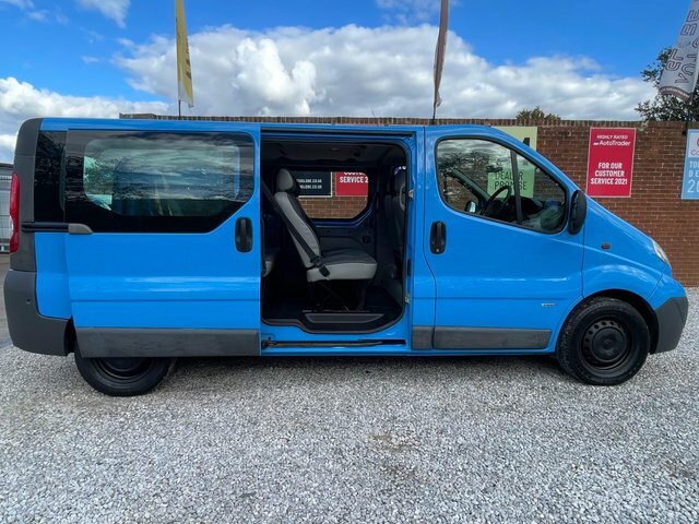 Vauxhall Vivaro 2.0 2900 Cdti Ecoflex Lwb 89 Bhp Red #9