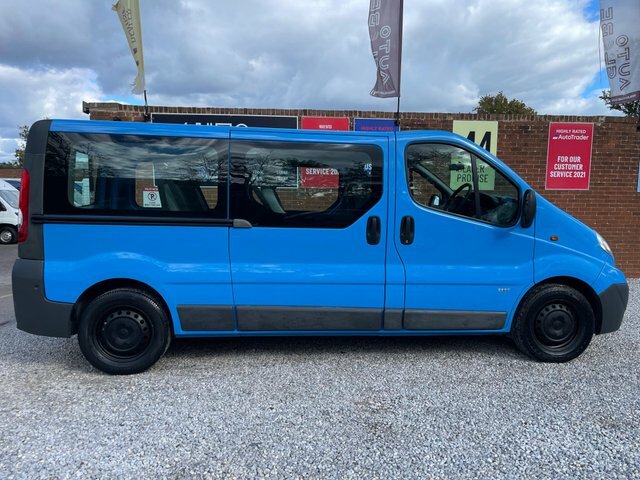 Vauxhall Vivaro 2.0 2900 Cdti Ecoflex Lwb 89 Bhp Red #8