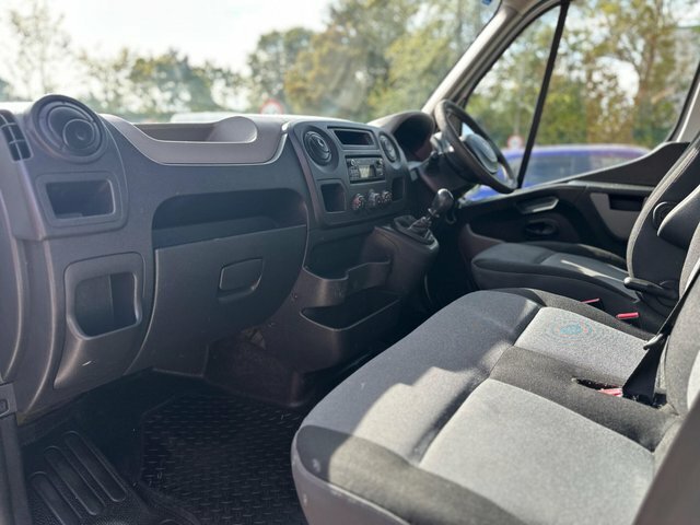 Renault Master Dci 35 Eco2 Rwd White #4