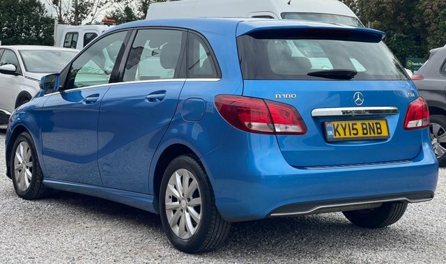 Mercedes-Benz B Class B180 Cdi Se 7G-dct Blue #3