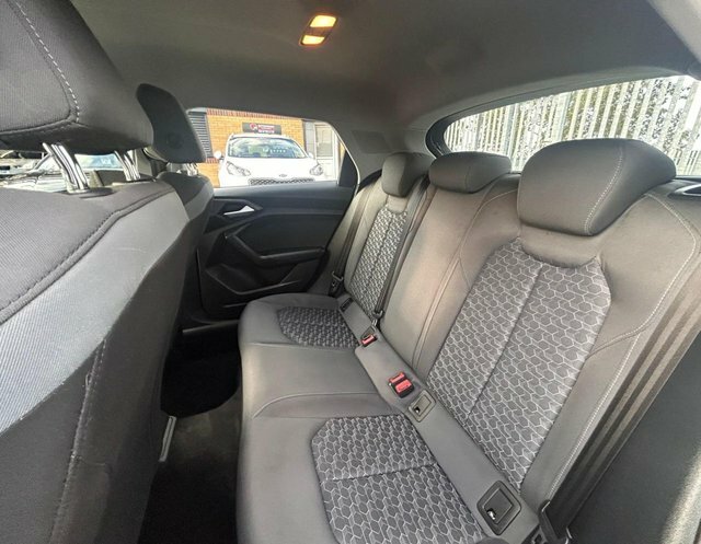 Audi A1 1.0 Tfsi 25 Technik Sportback Eu Black #20