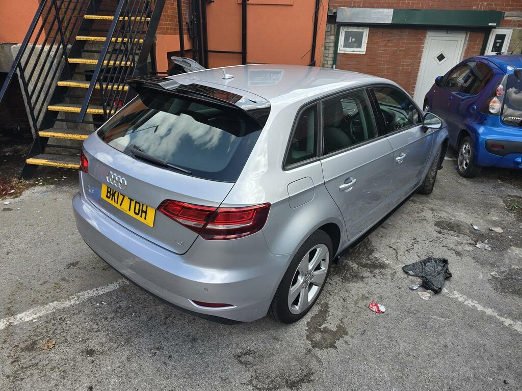 Audi A3 Se Technik Silver #4