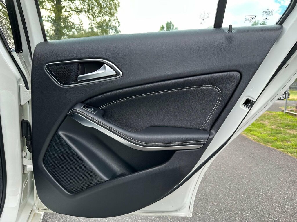 Mercedes-Benz A Class A180 Blueefficiency Sport Cdi Silver #29