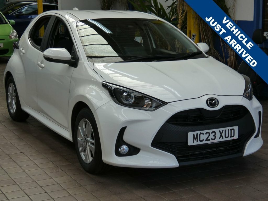 Mazda 2 1.5L Agile White