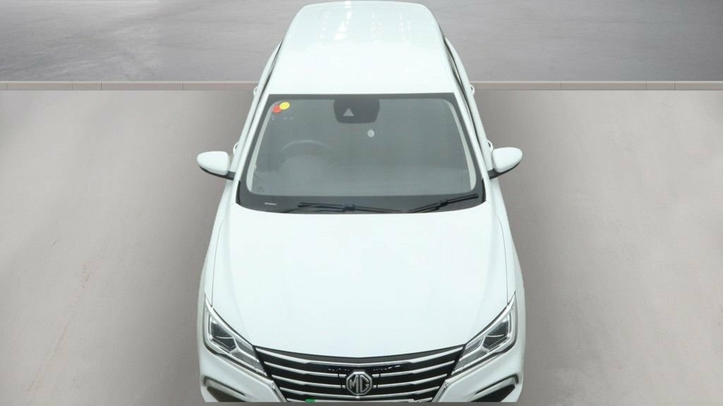 MG MG5 Estate White #6