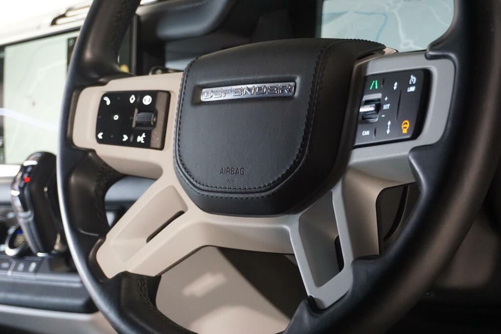 Land Rover Defender 110 3.0 D350 X-dynamic Hse Black #51