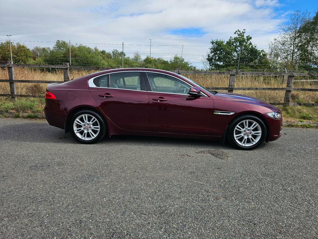 Jaguar XE Prestige Red #4