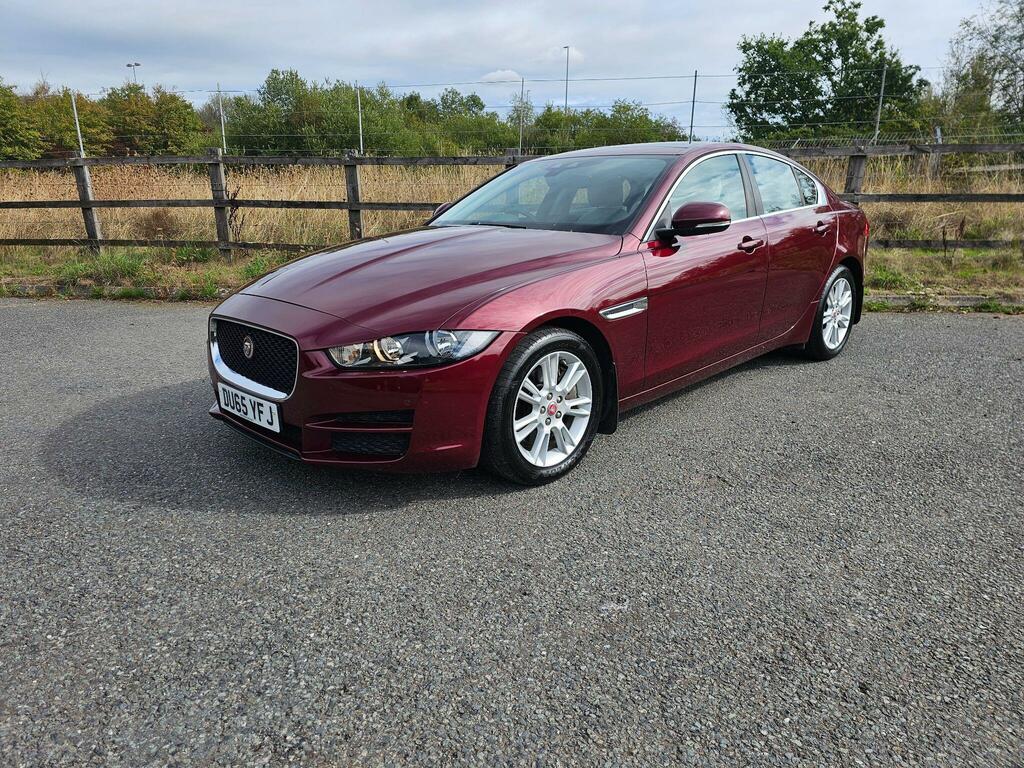 Jaguar XE Prestige Red