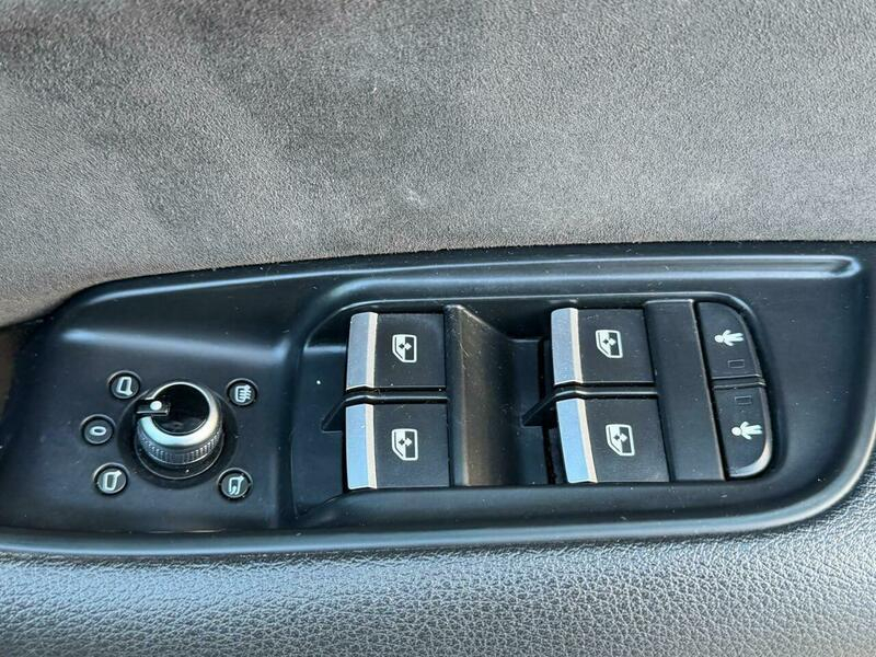 Audi Q7 Q7 S Line Black Edition 50 Tdi Quattro Black #28