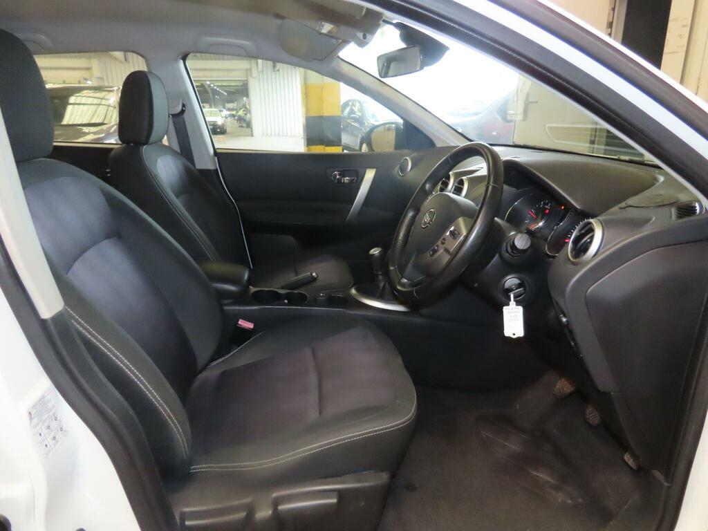 Nissan Qashqai Acenta Red #6