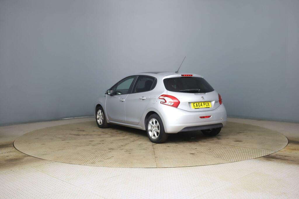 Peugeot 208 Style Silver #4