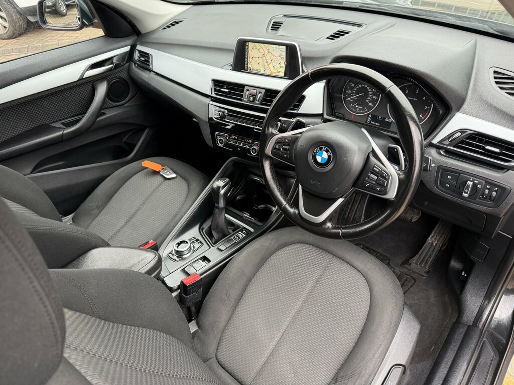 BMW X1 Sdrive18d M Sport Grey #25