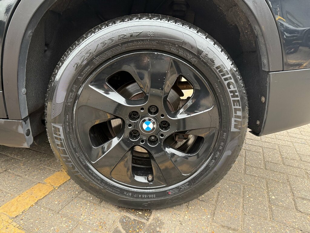 BMW X1 Sdrive18d M Sport Grey #40