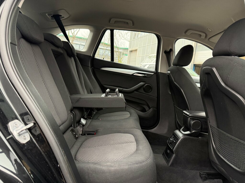 BMW X1 Sdrive18d M Sport Grey #29