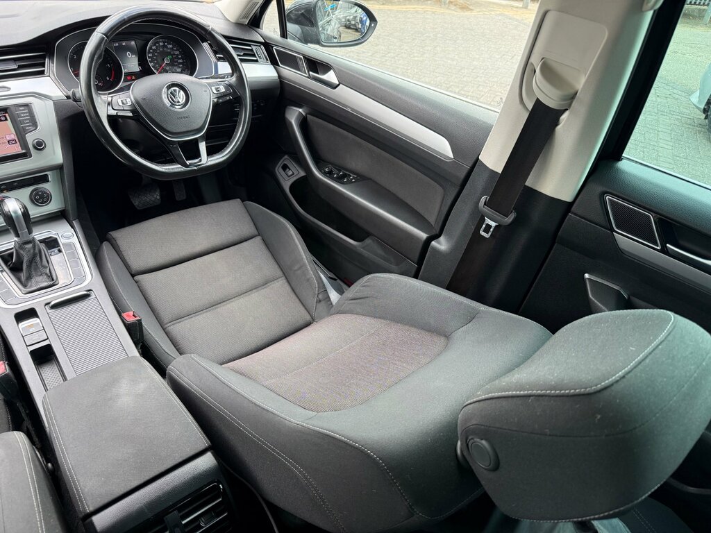 Volkswagen Passat Se Business Tdi Bluemotion Technology Silver #7