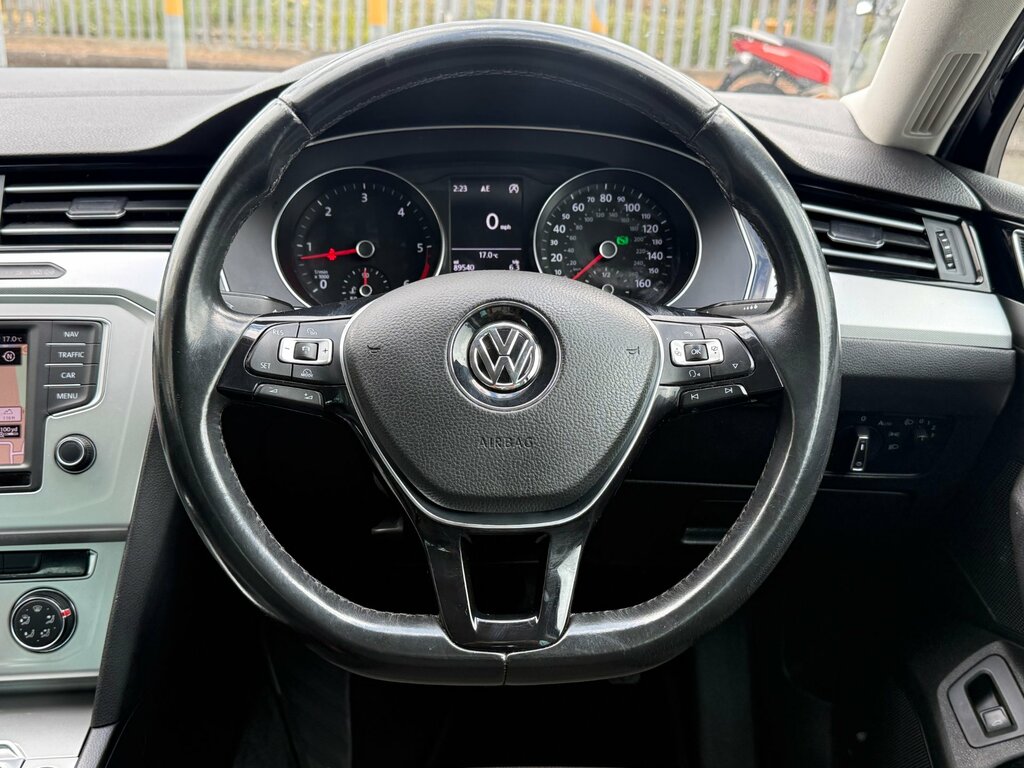 Volkswagen Passat Se Business Tdi Bluemotion Technology Silver #50