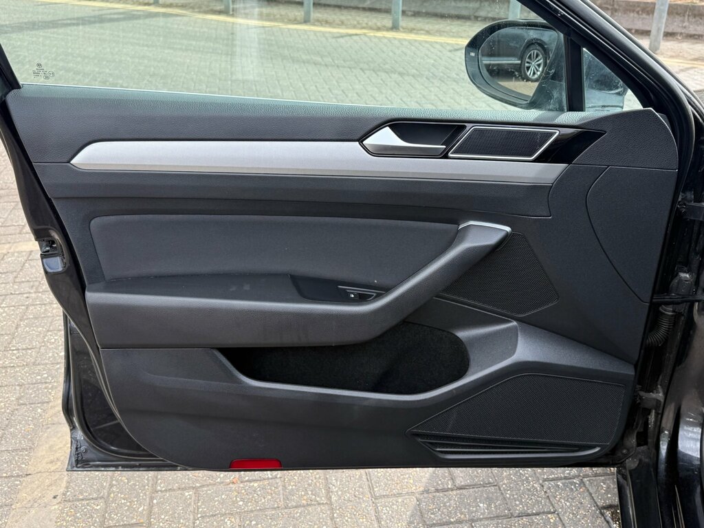 Volkswagen Passat Se Business Tdi Bluemotion Technology Silver #44