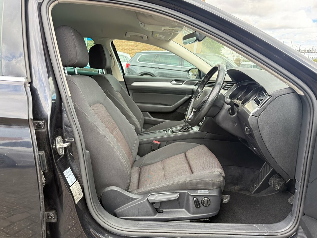 Volkswagen Passat Se Business Tdi Bluemotion Technology Silver #10