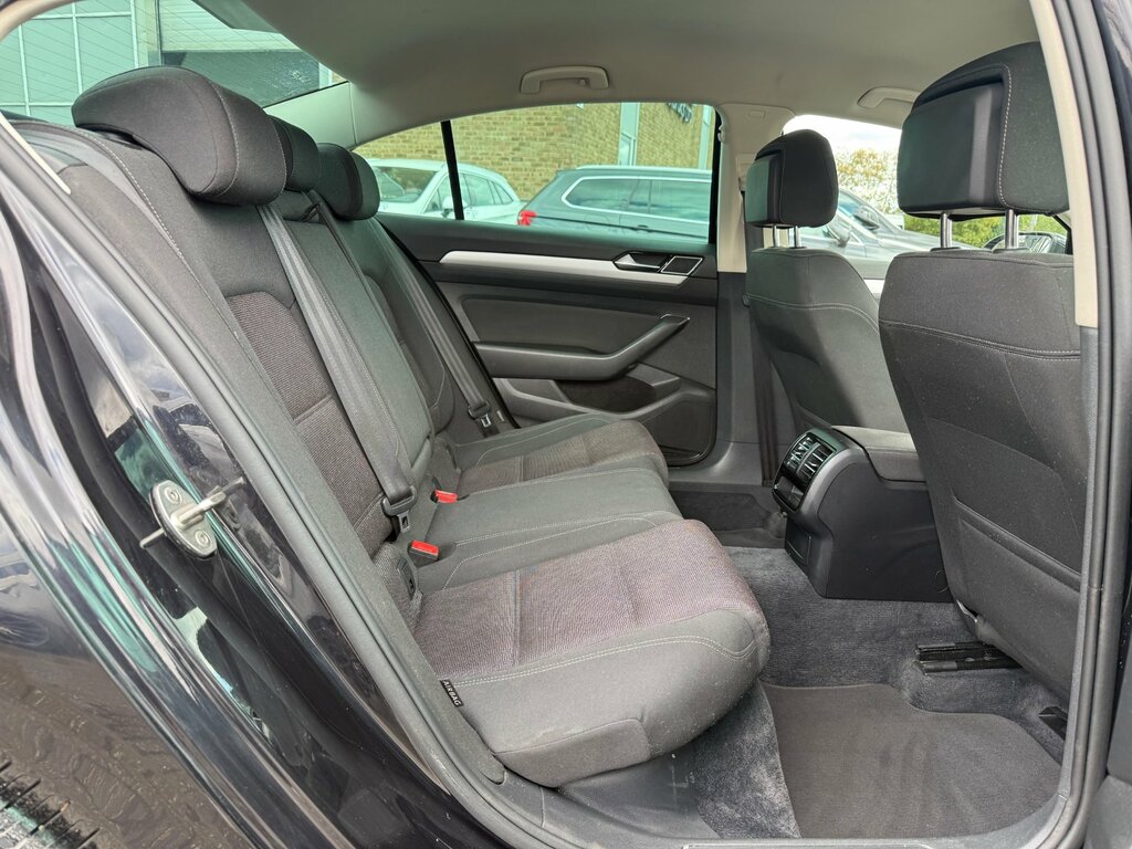 Volkswagen Passat Se Business Tdi Bluemotion Technology Silver #35