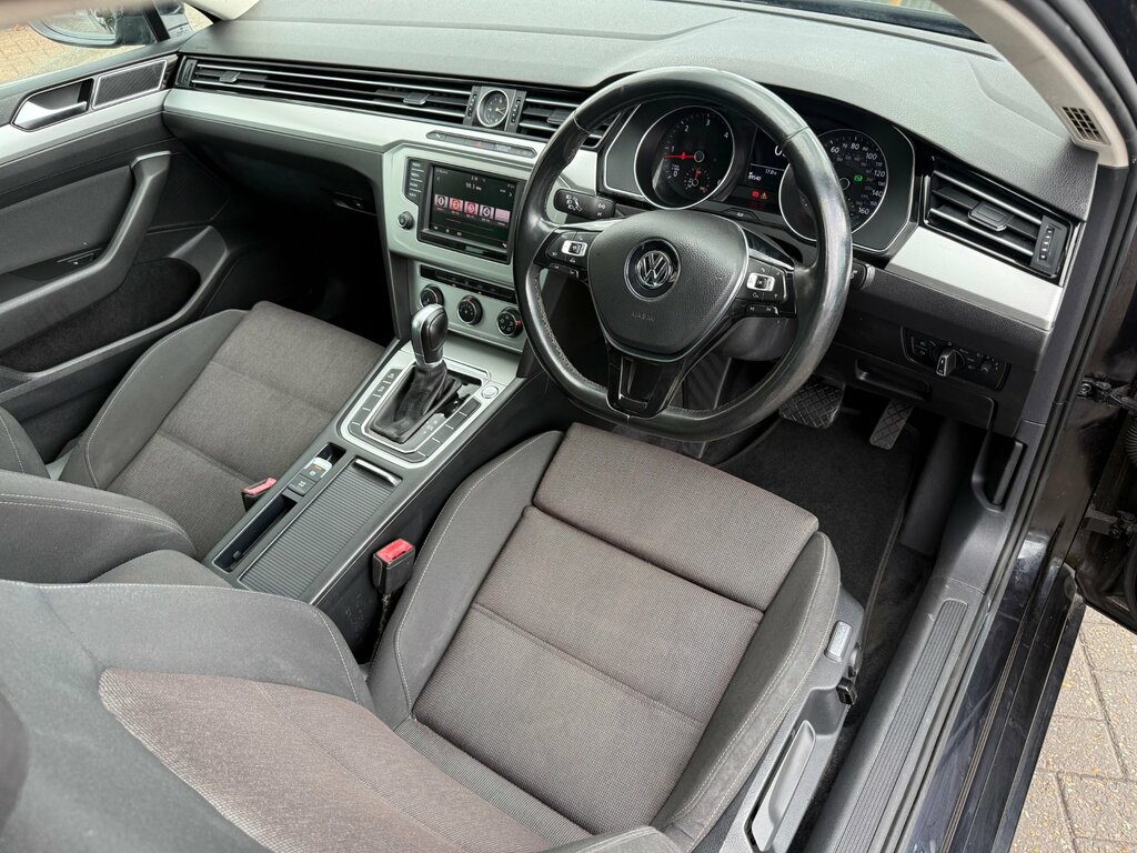 Volkswagen Passat Se Business Tdi Bluemotion Technology Silver #9