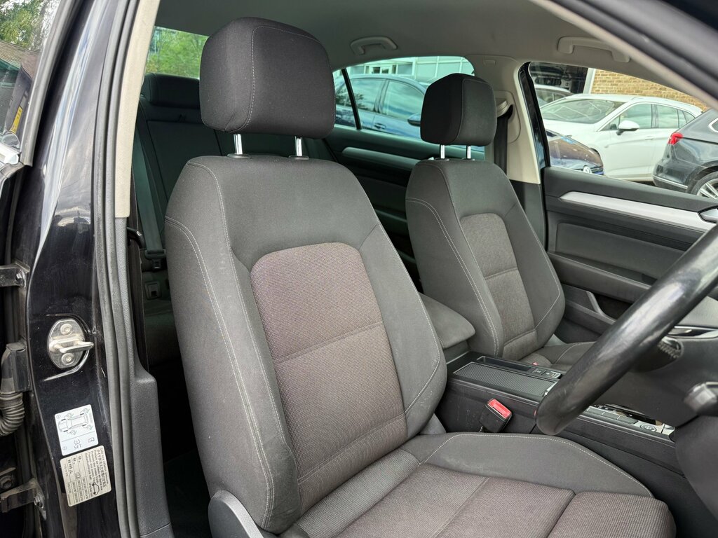 Volkswagen Passat Se Business Tdi Bluemotion Technology Silver #11