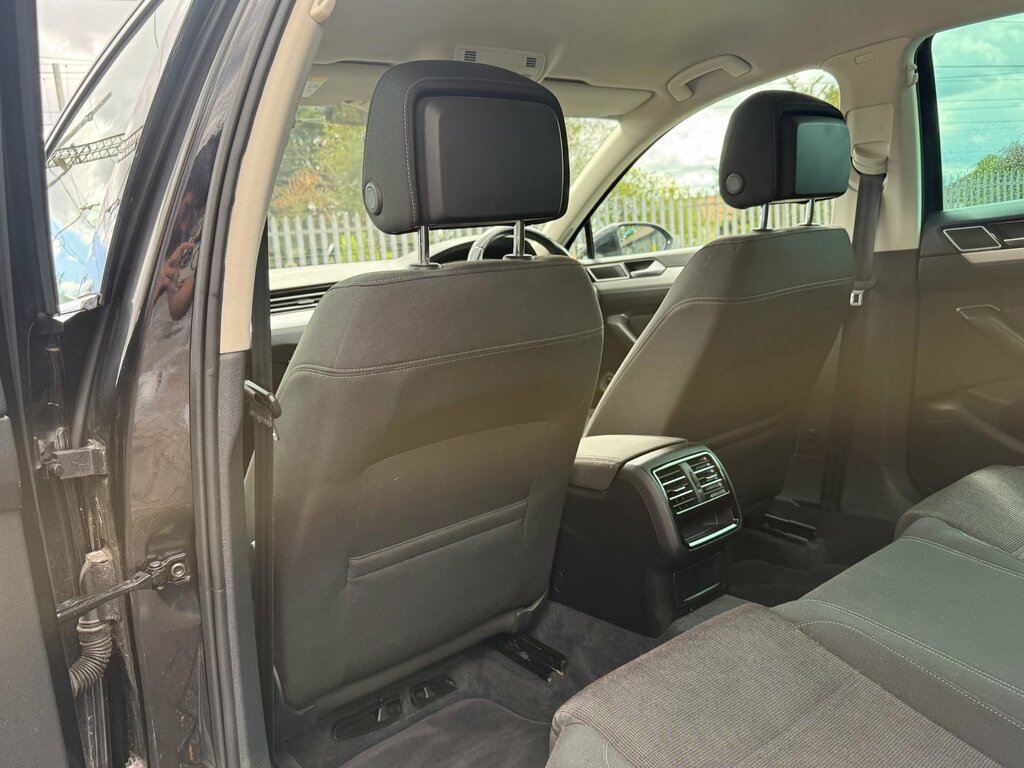 Volkswagen Passat Se Business Tdi Bluemotion Technology Silver #41