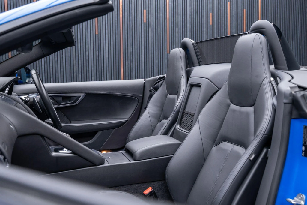 Jaguar F-Type 5.0 Supercharged V8 R Awd Black #38