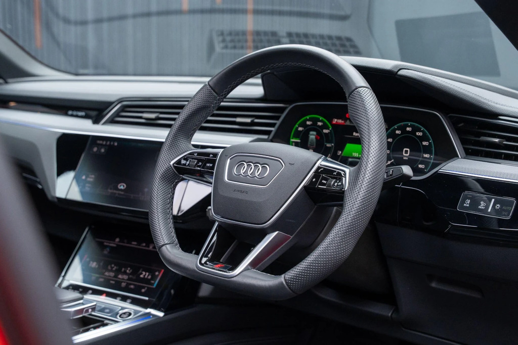 Audi Q8 e tron 300Kw 55 Quattro 114Kwh Sport Tech Pack Grey #44