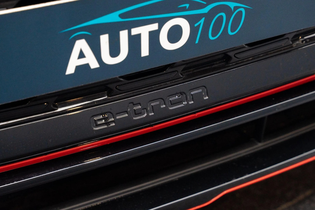 Audi Q8 e tron 300Kw 55 Quattro 114Kwh Sport Tech Pack Grey #33