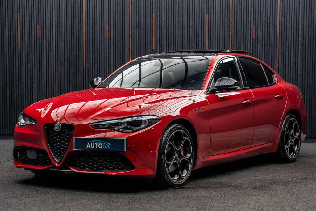 Alfa Romeo Giulia 2.0T Competizione Euro 6 Ss Red #5
