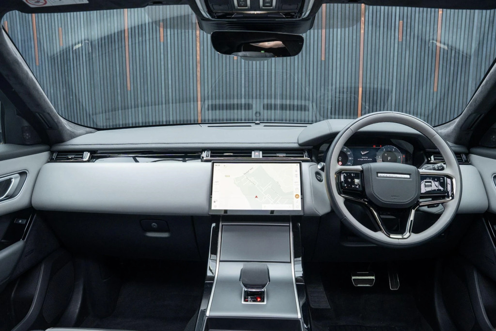 Land Rover Range Rover Velar 2.0 P250 Dynamic Silver #27