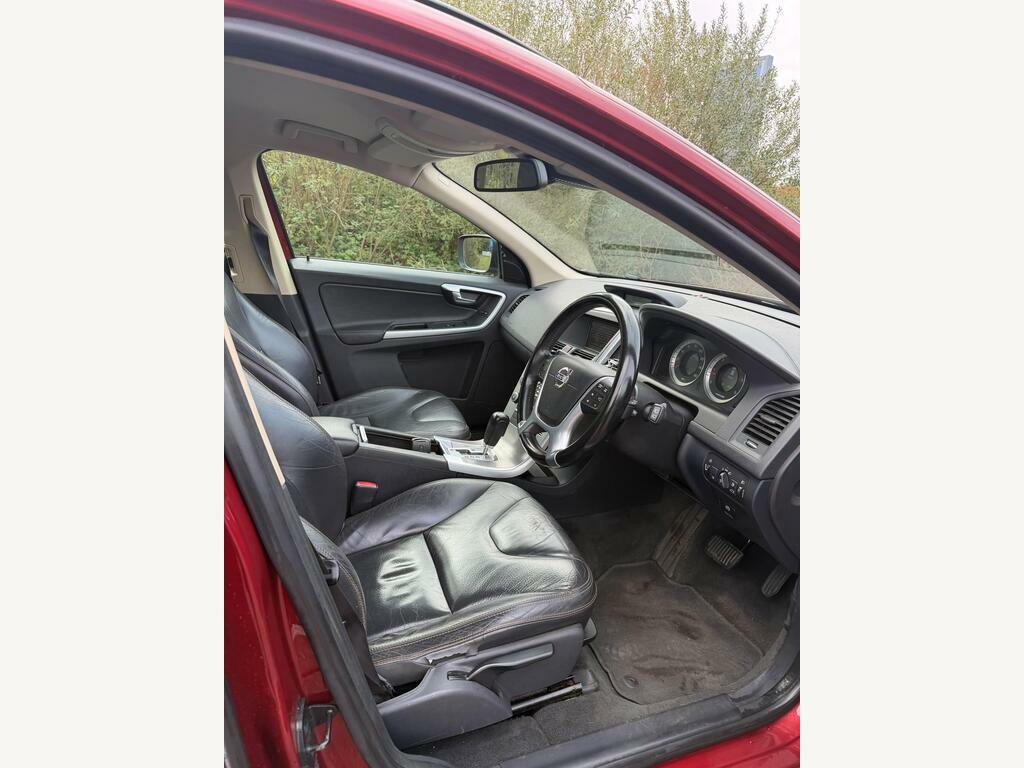 Volvo XC60 Suv 2.4 D5 Se Lux 2010 Black #14