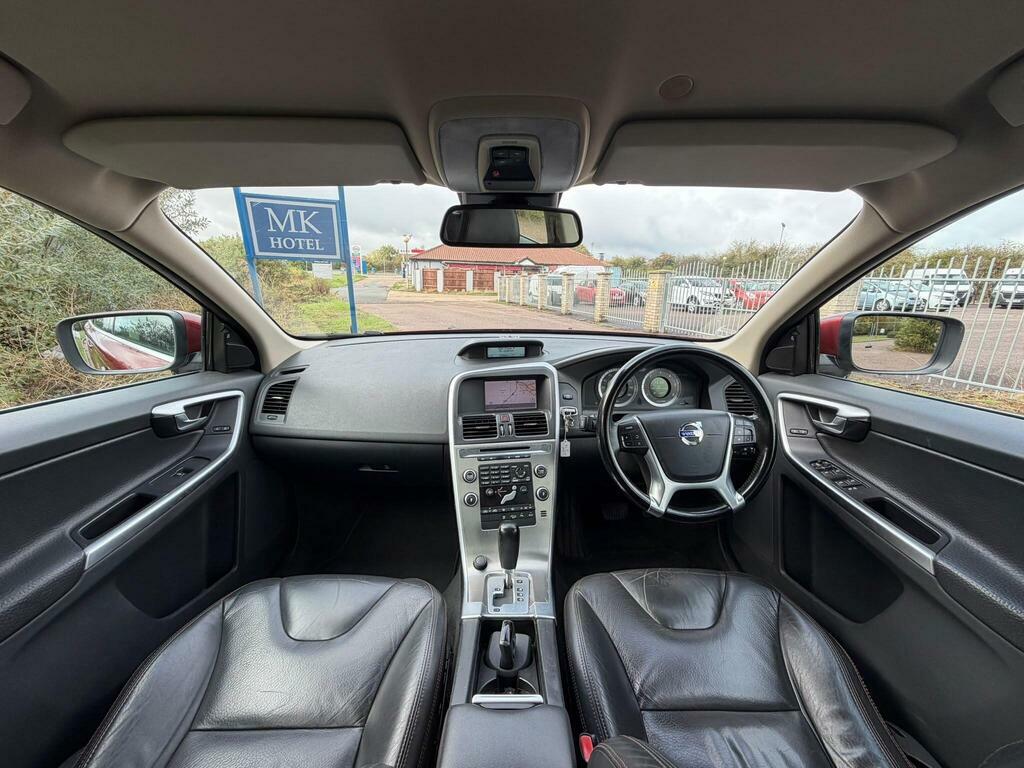 Volvo XC60 Suv 2.4 D5 Se Lux 2010 Black #9