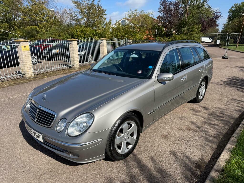 Mercedes-Benz E Class 2.1 E220 Cdi Avantgarde Silver #3