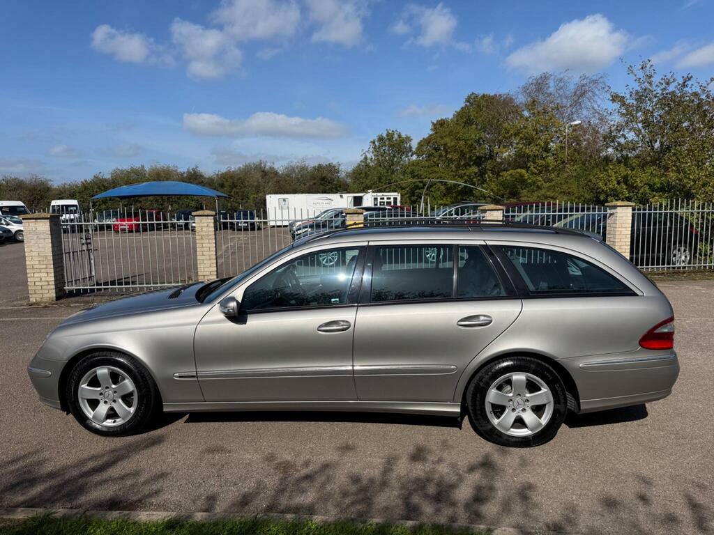 Mercedes-Benz E Class 2.1 E220 Cdi Avantgarde Silver #4