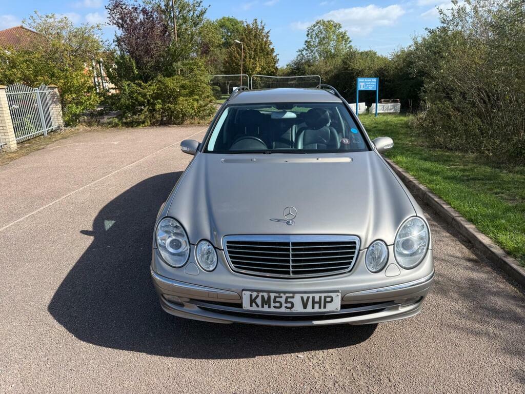 Mercedes-Benz E Class 2.1 E220 Cdi Avantgarde Silver #2