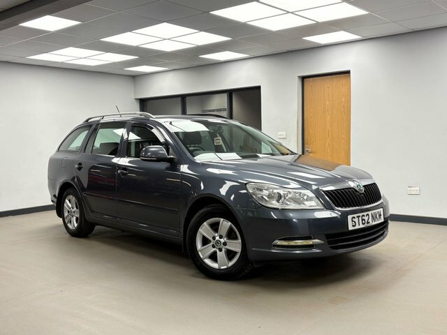 Skoda Octavia 1.6 Tdi Se Estate Euro 5 105 Ps Grey