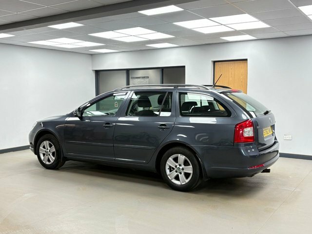 Skoda Octavia 1.6 Tdi Se Estate Euro 5 105 Ps Grey #5