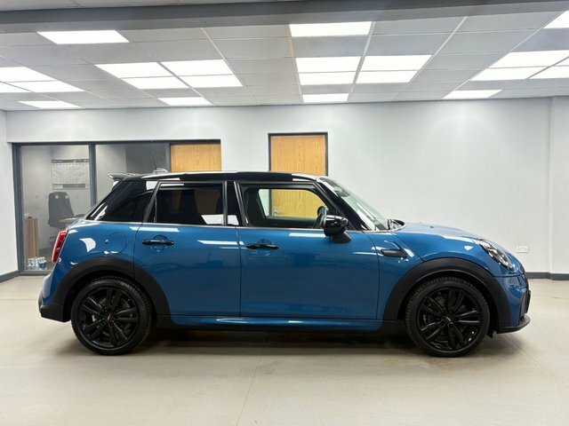 Mini Hatch 1.5 Cooper Sport Hatchback Euro Blue #3