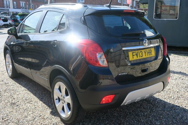 Vauxhall Mokka 1.6 Exclusiv Suv 2Wd Euro 5 Ss Black #3