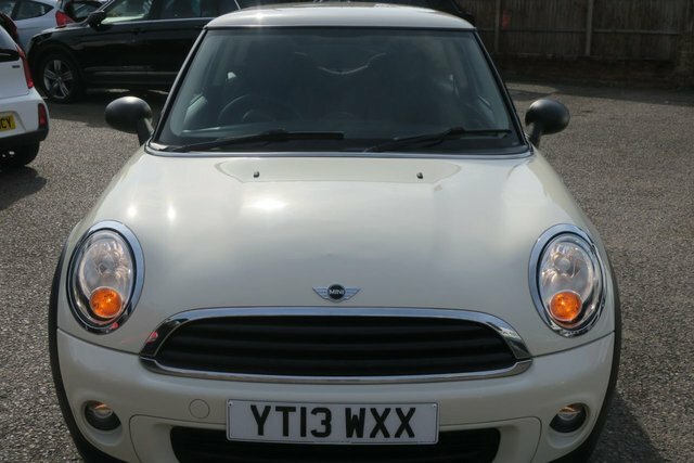 Mini Hatch 1.6 First Hatchback Euro 5 75 P White #5