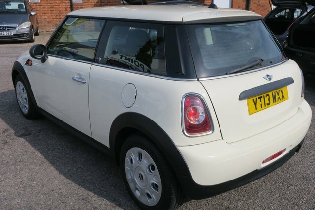 Mini Hatch 1.6 First Hatchback Euro 5 75 P White #3