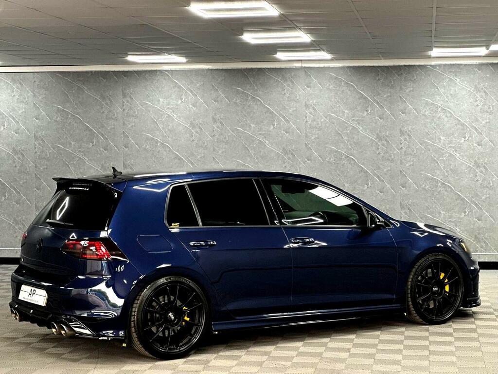 Volkswagen Golf Estate Black #21