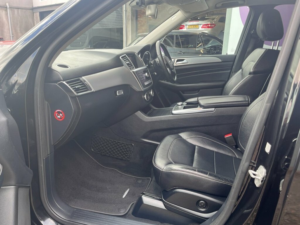 Mercedes-Benz M Class Ml350 Bluetec Amg Sport Black #17
