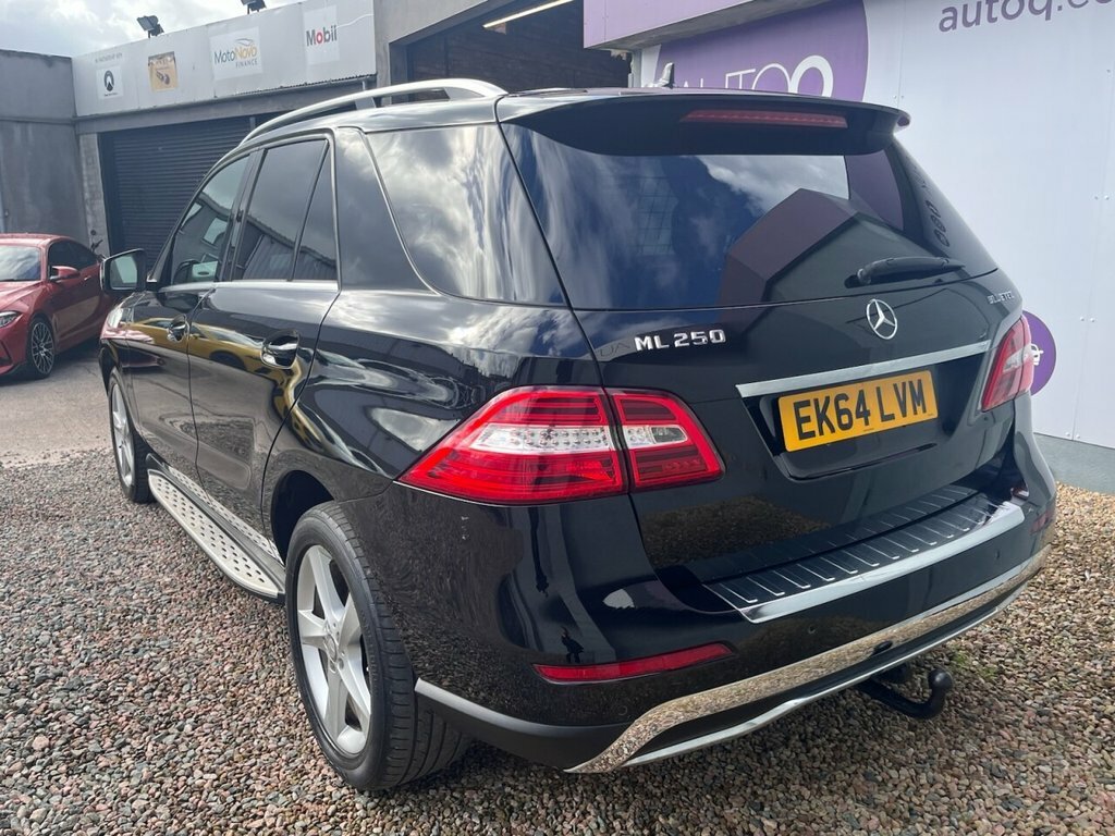 Mercedes-Benz M Class Ml350 Bluetec Amg Sport Black #31
