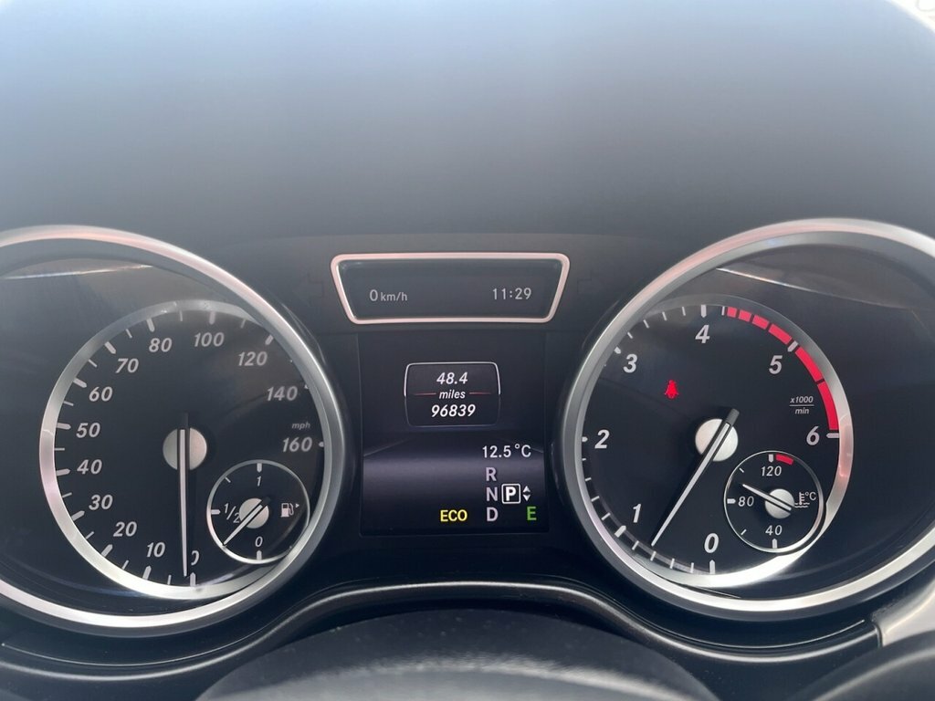 Mercedes-Benz M Class Ml350 Bluetec Amg Sport Black #21