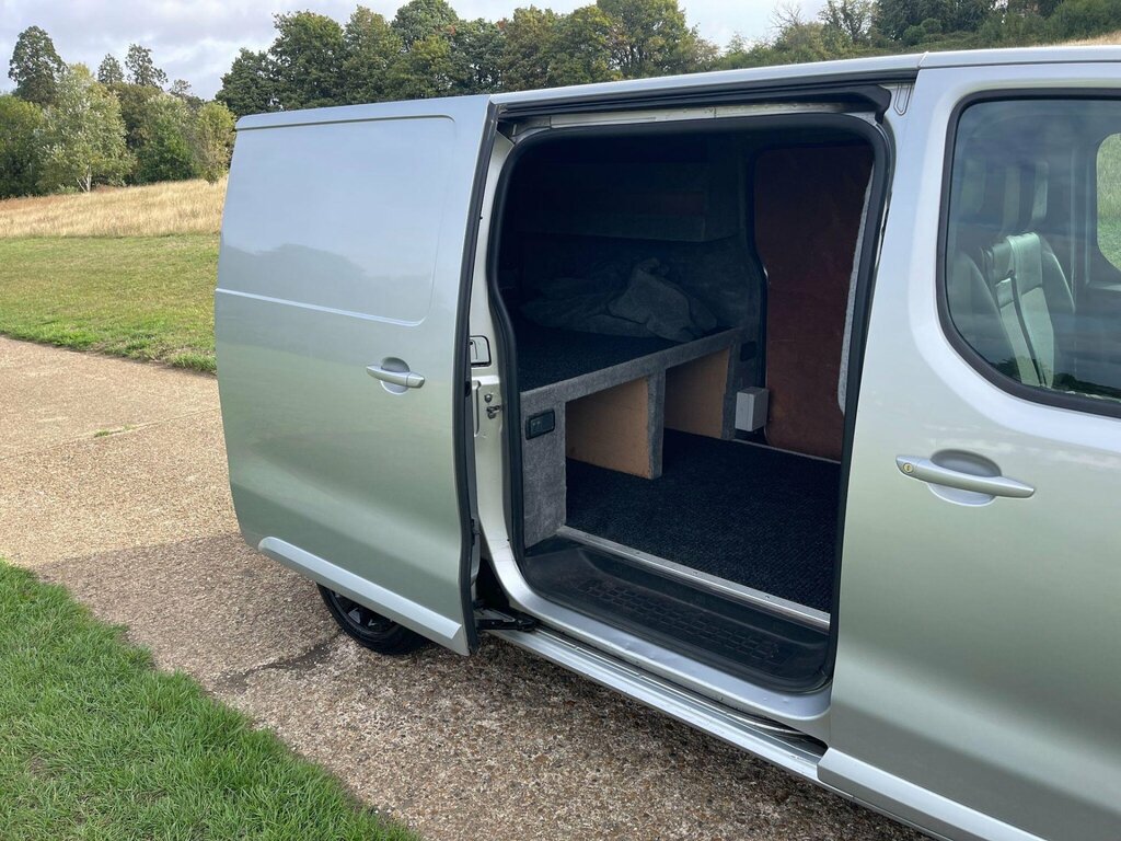 Citroen Dispatch Panel Van 1.6 Bluehdi 1000 Enterprise M Fwd 2 Euro Grey #11