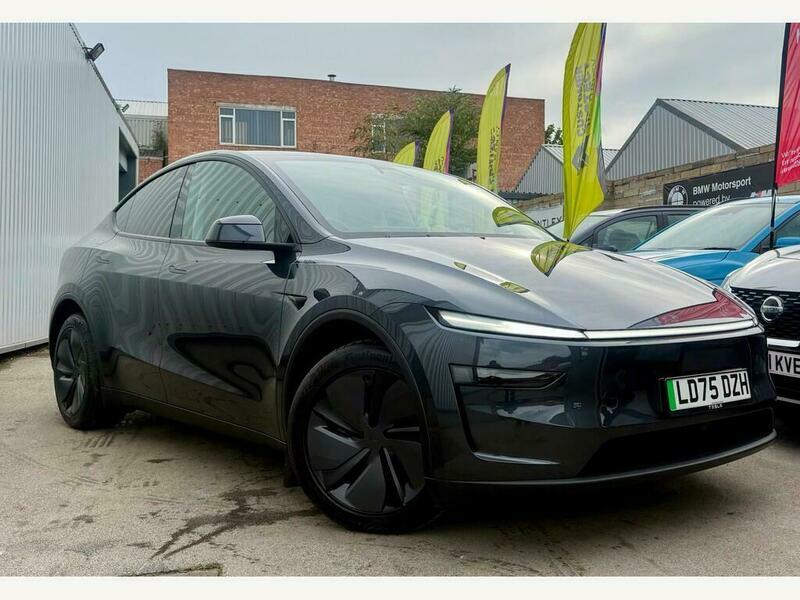 Tesla Model Y Long Range Awd Grey